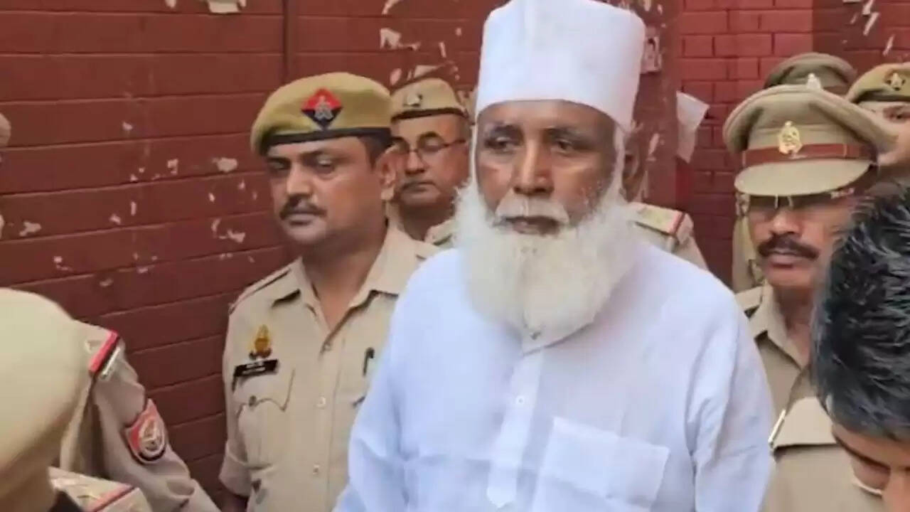छांगुर बाबा मामले में एटीएस ने दाखिल की चार्जशीट, विदेशी फंडिंग का खुलासा