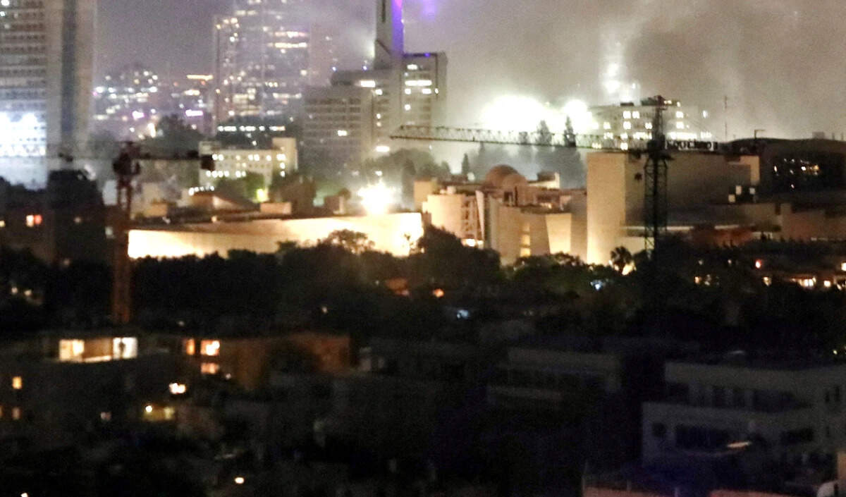 ईरान में बढ़ते विरोध प्रदर्शनों में 35 से अधिक लोगों की मौत