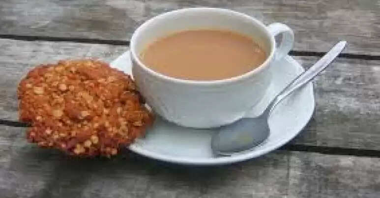 चाय के सेवन के खतरनाक प्रभाव: जानें स्वास्थ्य पर पड़ने वाले दुष्प्रभाव