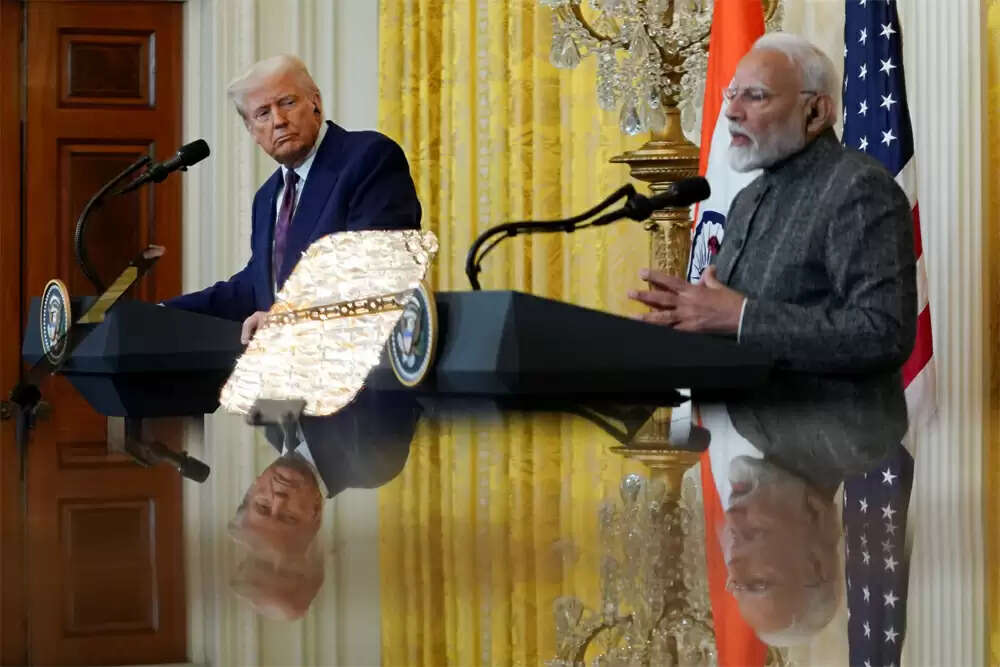 ट्रंप और मुनीर का बढ़ता नज़दीकी रिश्ता: भारत के लिए खतरे की घंटी
