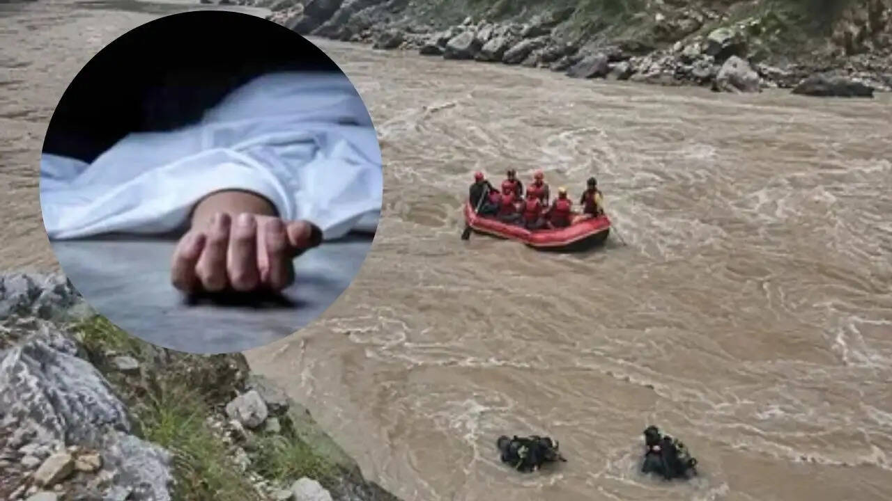 राजस्थान में चारधाम यात्रा के दौरान कार दुर्घटना, सात की मौत