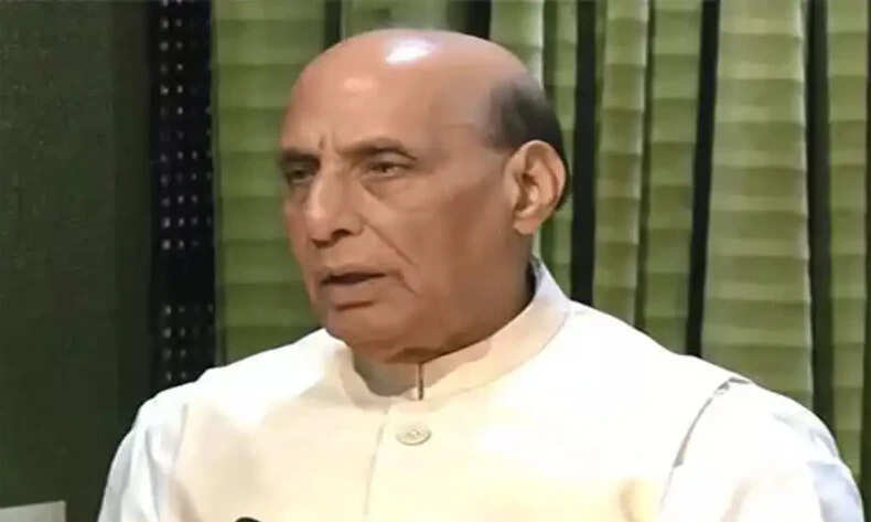 राजनाथ सिंह की अध्यक्षता में पश्चिम एशिया संकट पर सर्वदलीय बैठक