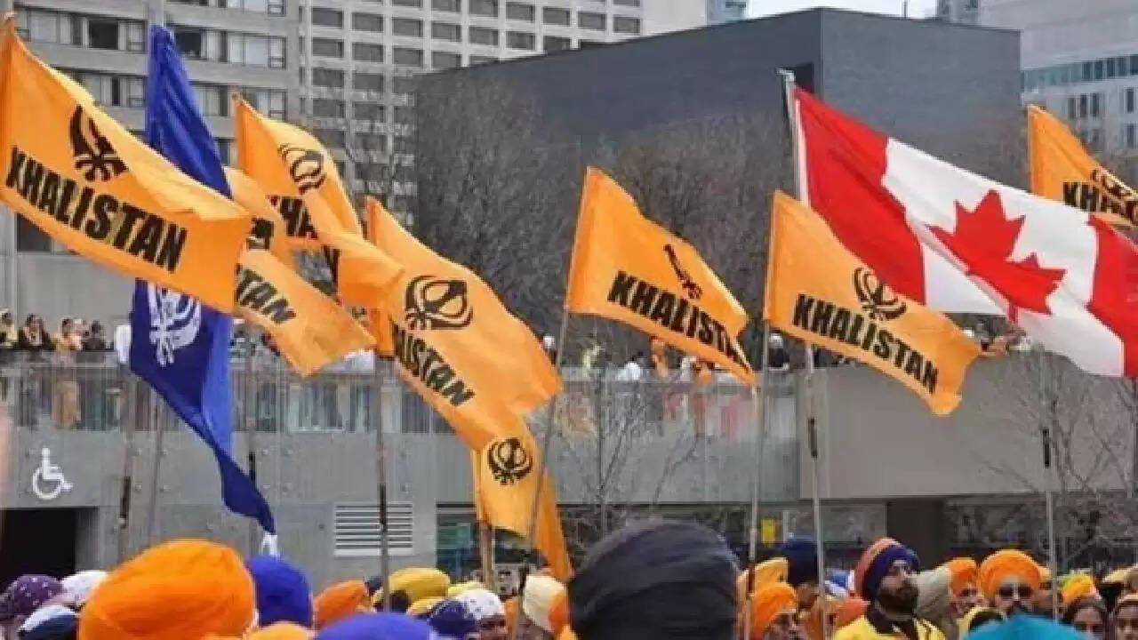 कनाडा में खालिस्तानी उग्रवादियों का भारतीय फिल्मों पर हमला: क्या बढ़ेगा तनाव?