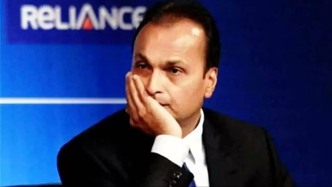 अनिल अंबानी पर 17,000 करोड़ के लोन घोटाले की जांच