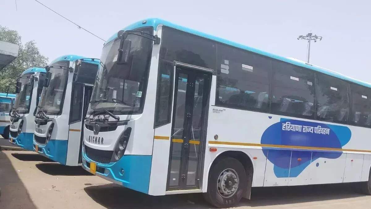 गोहाना बस स्टैंड से नए रूटों पर बस सेवा की शुरुआत