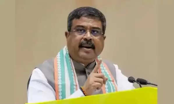 बिहार चुनाव 2025: महागठबंधन में सीट बंटवारे को लेकर उठे सवाल