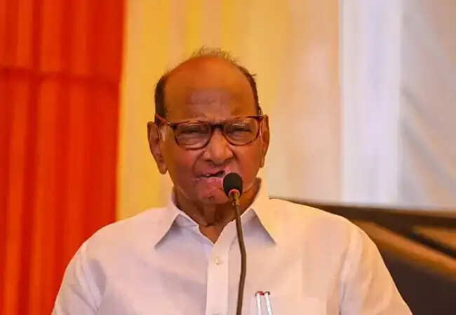 शरद पवार ने मोदी-नेहरू तुलना पर उठाए सवाल, नेहरू की विरासत को किया सम्मानित