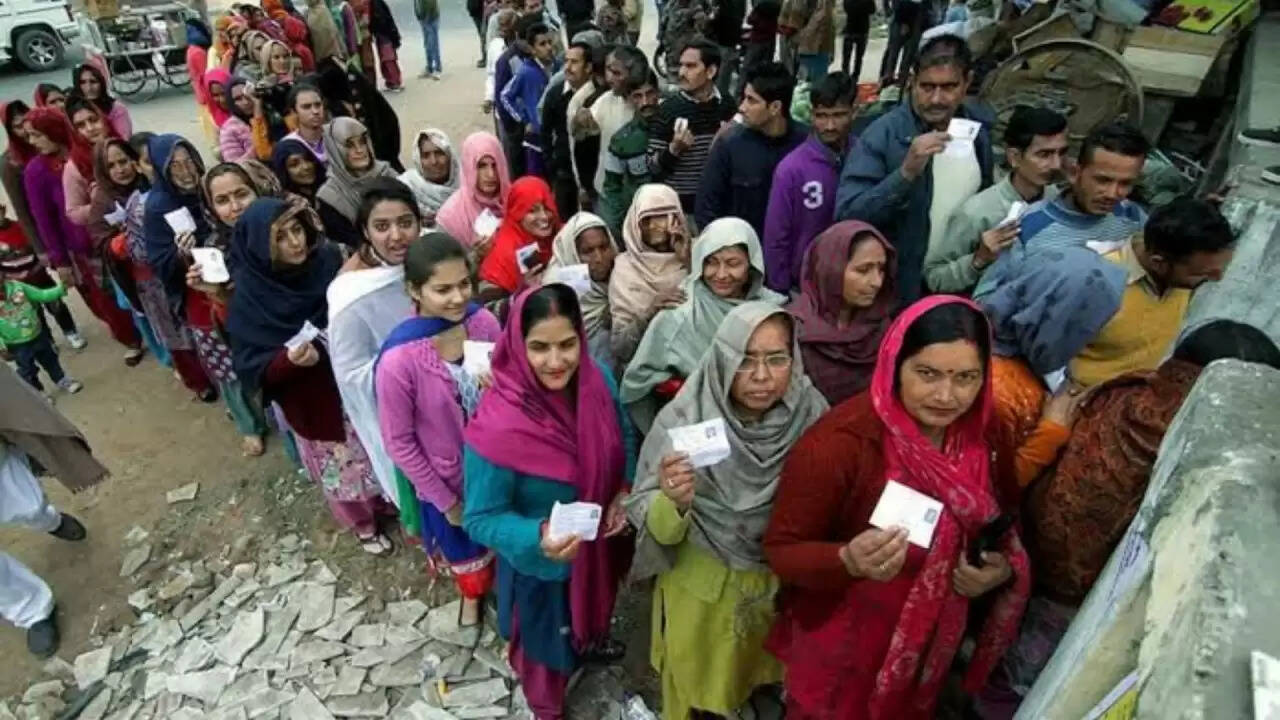 बिहार चुनाव: एग्जिट पोल से मिली नई राजनीतिक दिशा