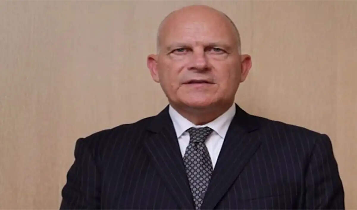 एयर इंडिया के CEO कैंपबेल विल्सन ने इस्तीफा दिया, नए नेतृत्व की आवश्यकता पर जोर