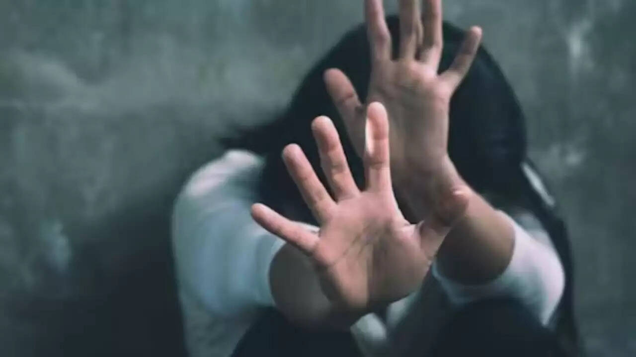 बांग्लादेश में हिंदू महिला पर बर्बरता: क्या है पूरा मामला?