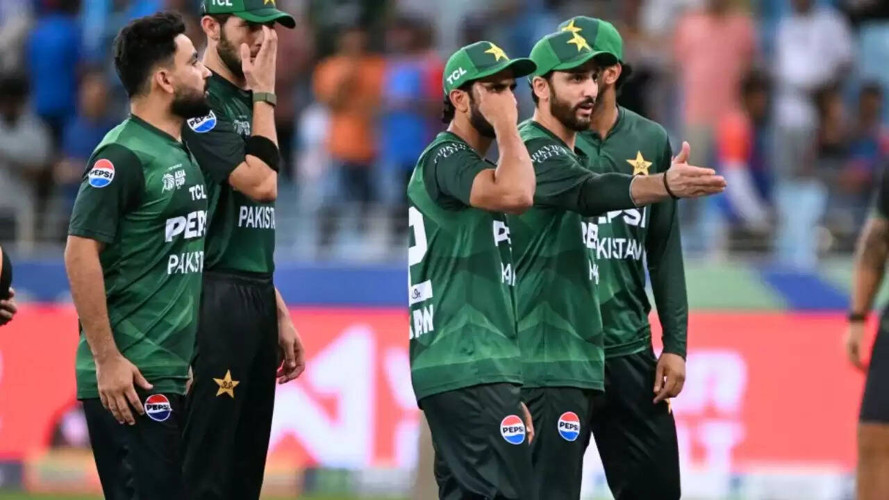 भारत-पाकिस्तान मैच में विवाद: ICC ने रेफरी की पाकिस्तान की मांग को किया खारिज