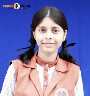 हॉली क्रॉस स्कूल के छात्रों ने इंटरमीडिएट परीक्षा में किया शानदार प्रदर्शन