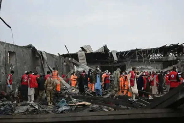 पाकिस्तान और अफगानिस्तान के बीच ईद पर अस्थायी युद्धविराम की घोषणा