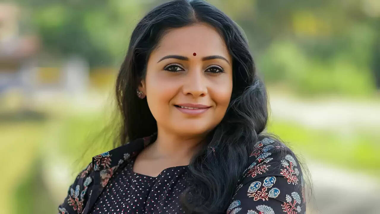 मीरा वासुदेवन ने अगस्त 2025 से सिंगल होने की घोषणा की