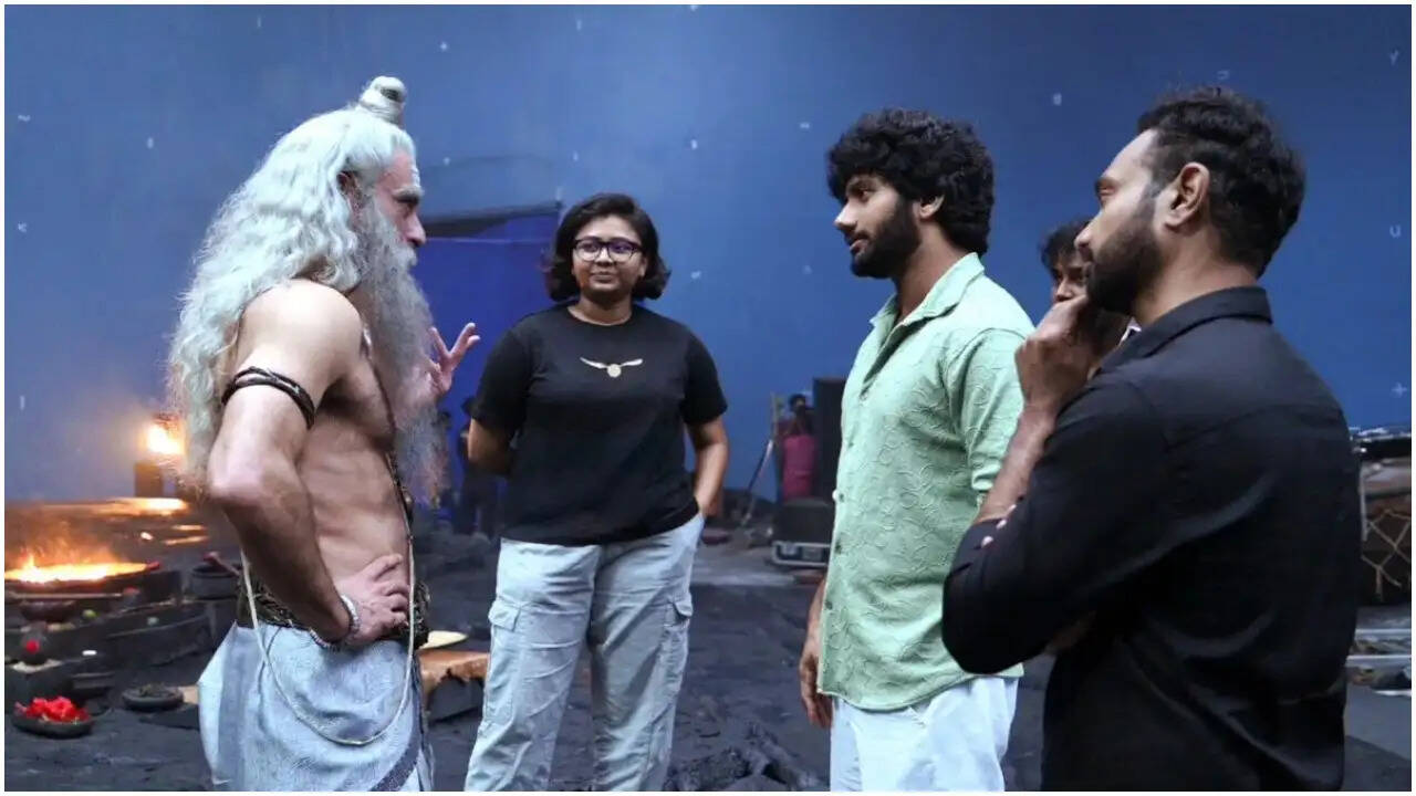 अक्षय खन्ना का महाकाली फिल्म में पहला लुक जन्मदिन पर जारी