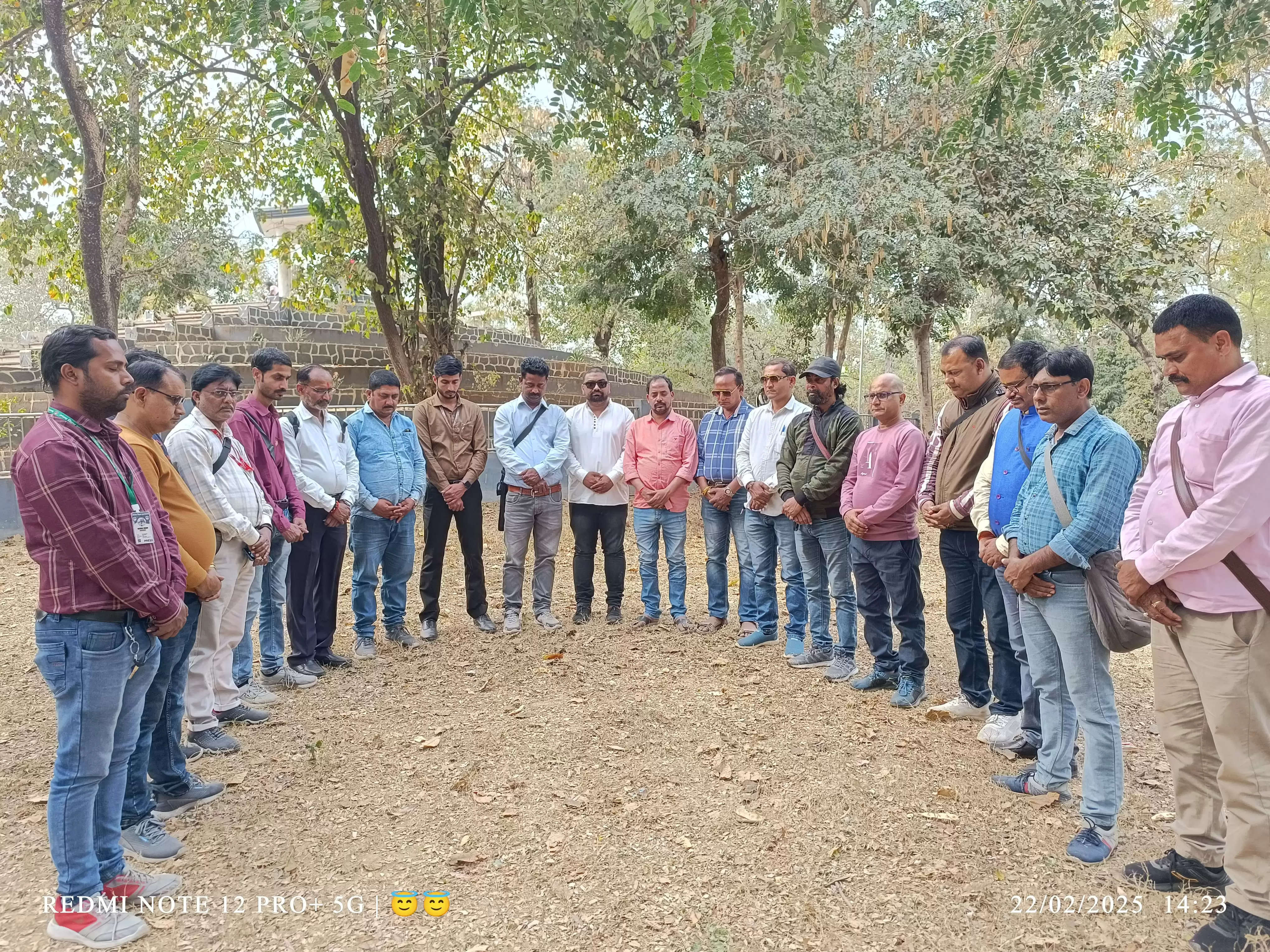 वरिष्ठ पत्रकार शंकर दयाल ठाकुर को प्रेस क्लब ऑफ भागलपुर के सदस्यों ने दी श्रद्धांजलि