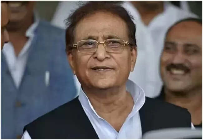 आजम खान की रिहाई प्रक्रिया में तकनीकी बाधा, समर्थक जेल के बाहर मौजूद