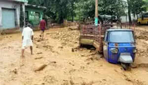 मॉनसून के कहर से प्रभावित उत्तर भारत: बाढ़ और लैंडस्लाइड की घटनाएं