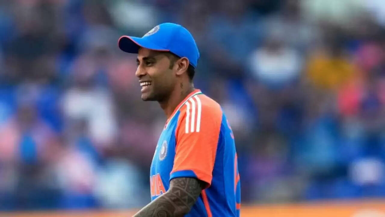 Asia Cup 2025: भारत ने पाकिस्तान को हराकर जीती ट्रॉफी, लेकिन विवादों में घिरी जीत