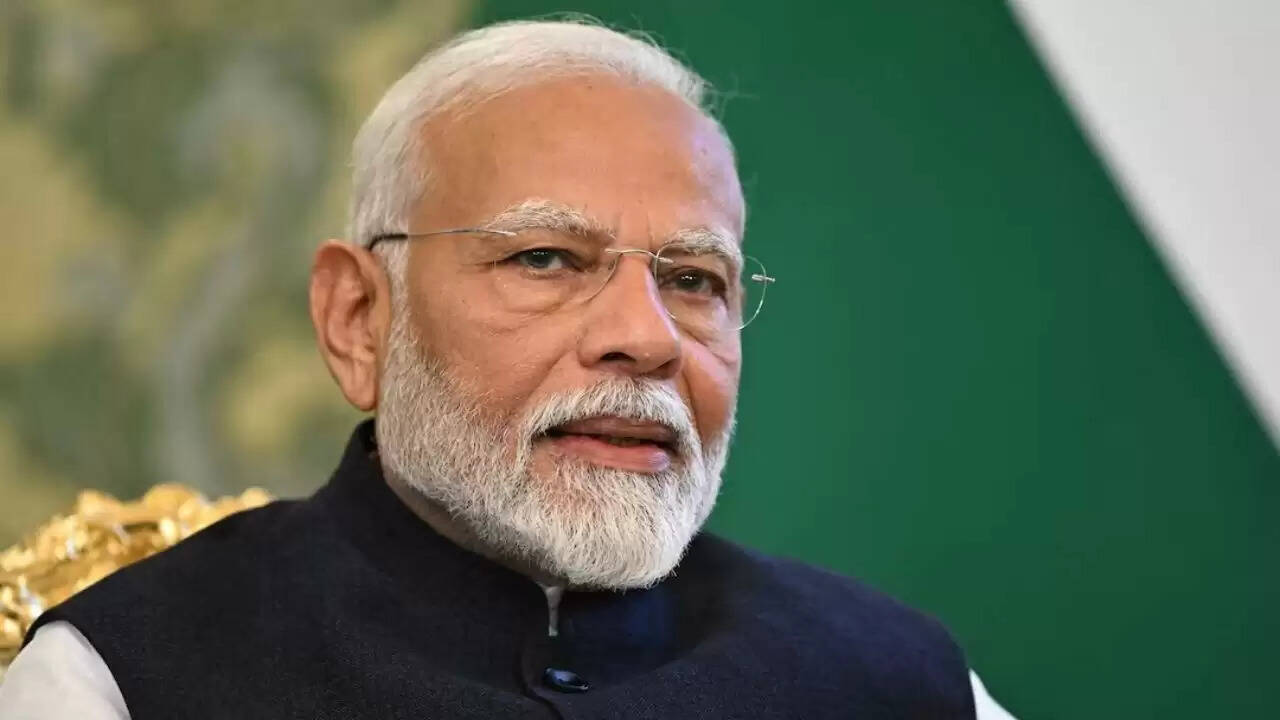 प्रधानमंत्री मोदी का पश्चिम बंगाल दौरा: 3200 करोड़ की परियोजनाओं का उद्घाटन