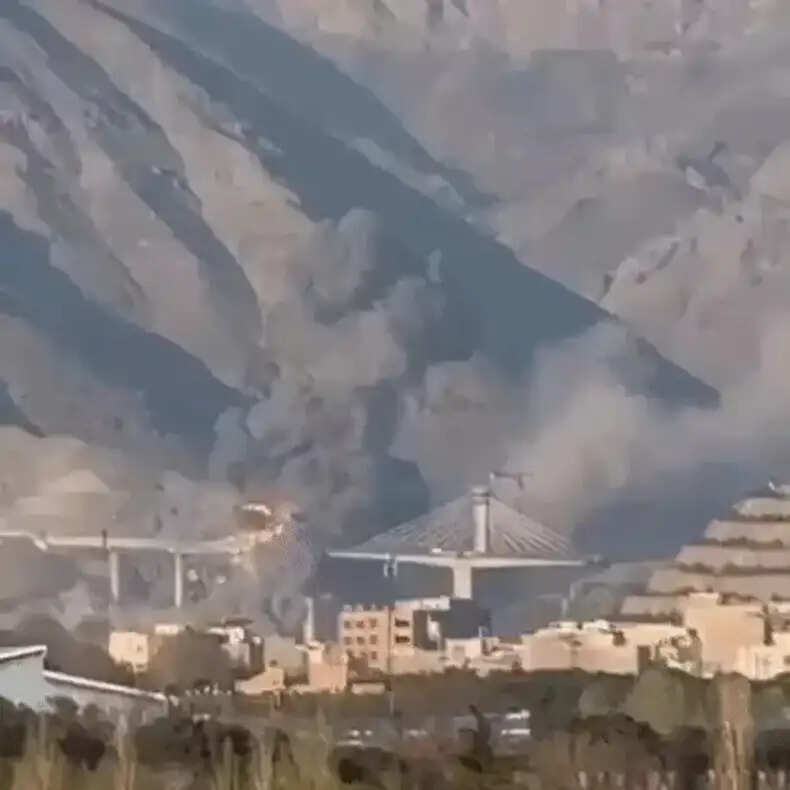 ईरान की पुलों को उड़ाने की धमकी: मध्य पूर्व में तनाव बढ़ा