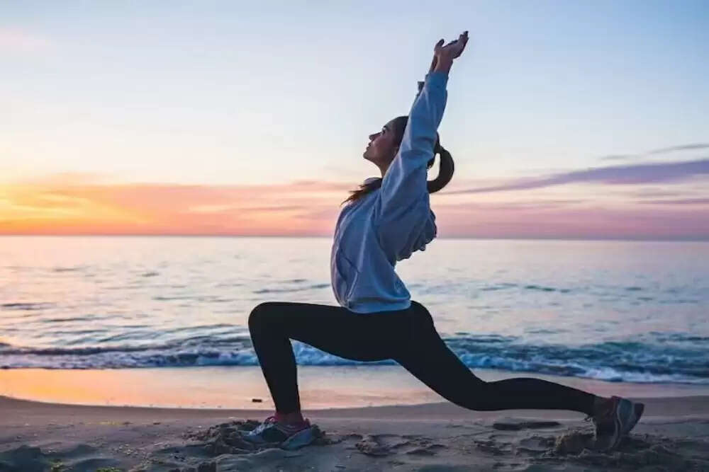 हिचकी से राहत पाने के लिए अपनाएं अपान वायु मुद्रा