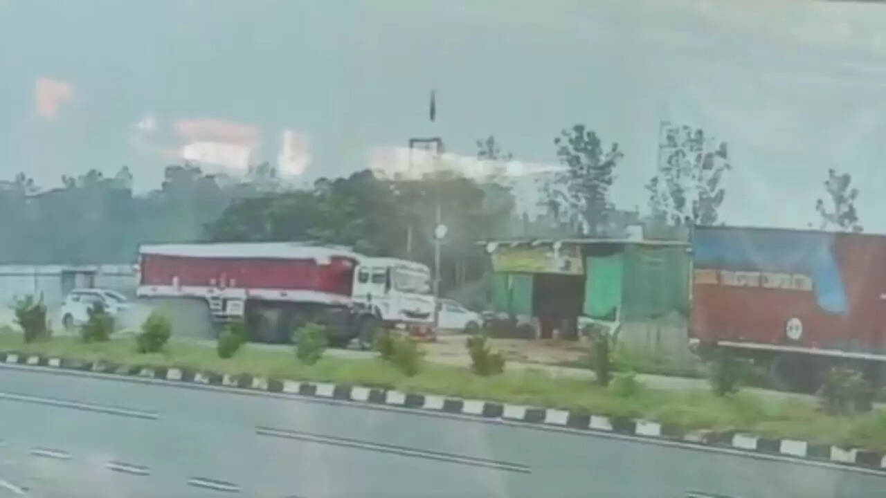 करनाल में सड़क दुर्घटना में छह लोगों की जान गई