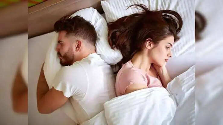 पति-पत्नी के रिश्ते में सुधार के लिए बचने योग्य सामान्य गलतियाँ