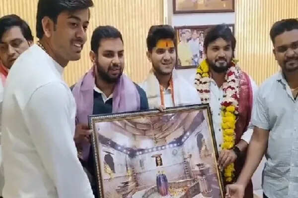 मृदुल तिवारी ने बिग बॉस 19 के बाद बाबा महाकाल के दर्शन किए