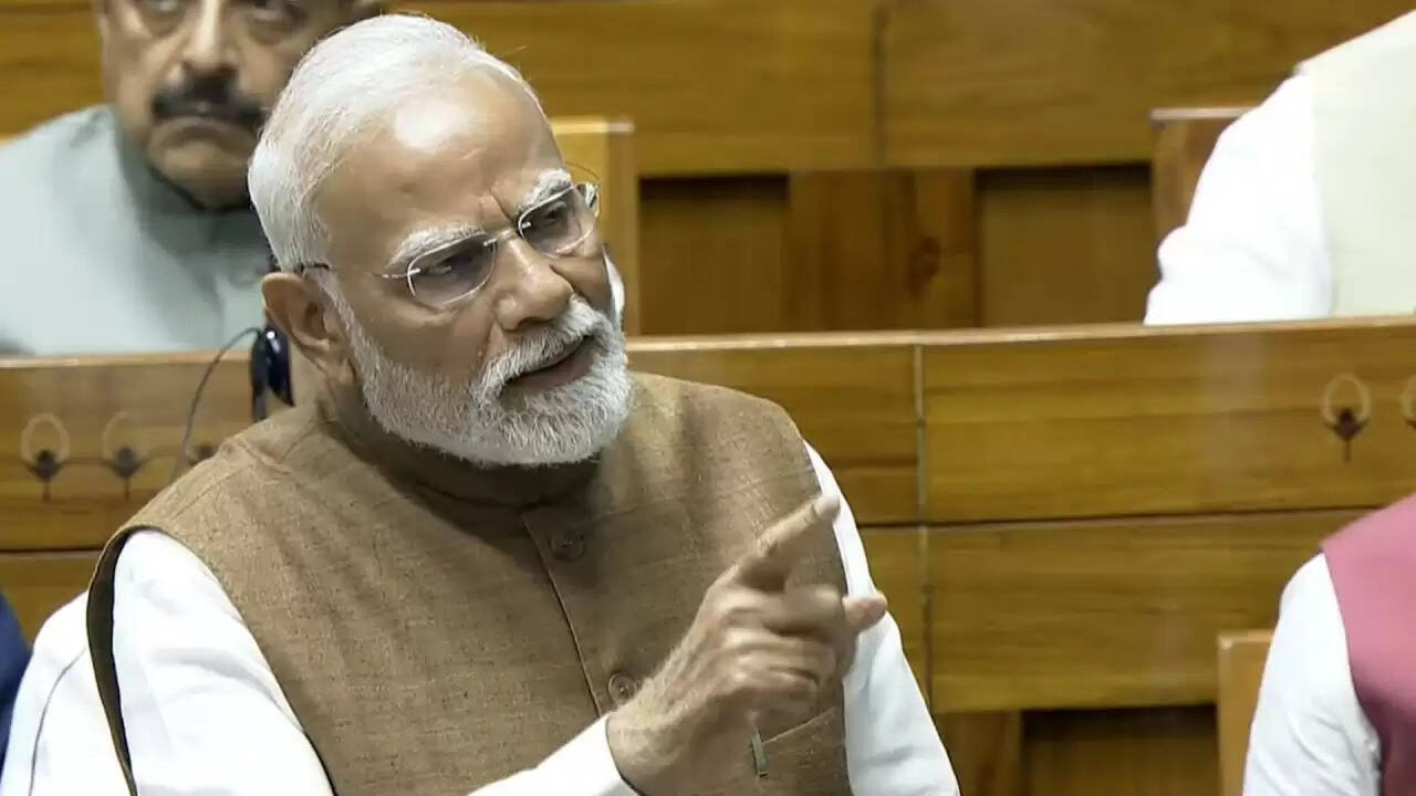 प्रधानमंत्री मोदी ने लोकसभा में आतंकवाद पर कड़ा संदेश दिया: 'हमने 22 मिनट में लिया बदला'