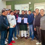 एचकेआरएन कर्मचारियों ने डिप्टी स्पीकर को ज्ञापन सौंपा