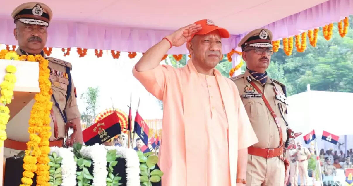 उत्तर प्रदेश पुलिस स्मृति दिवस: शहीदों को दी गई श्रद्धांजलि