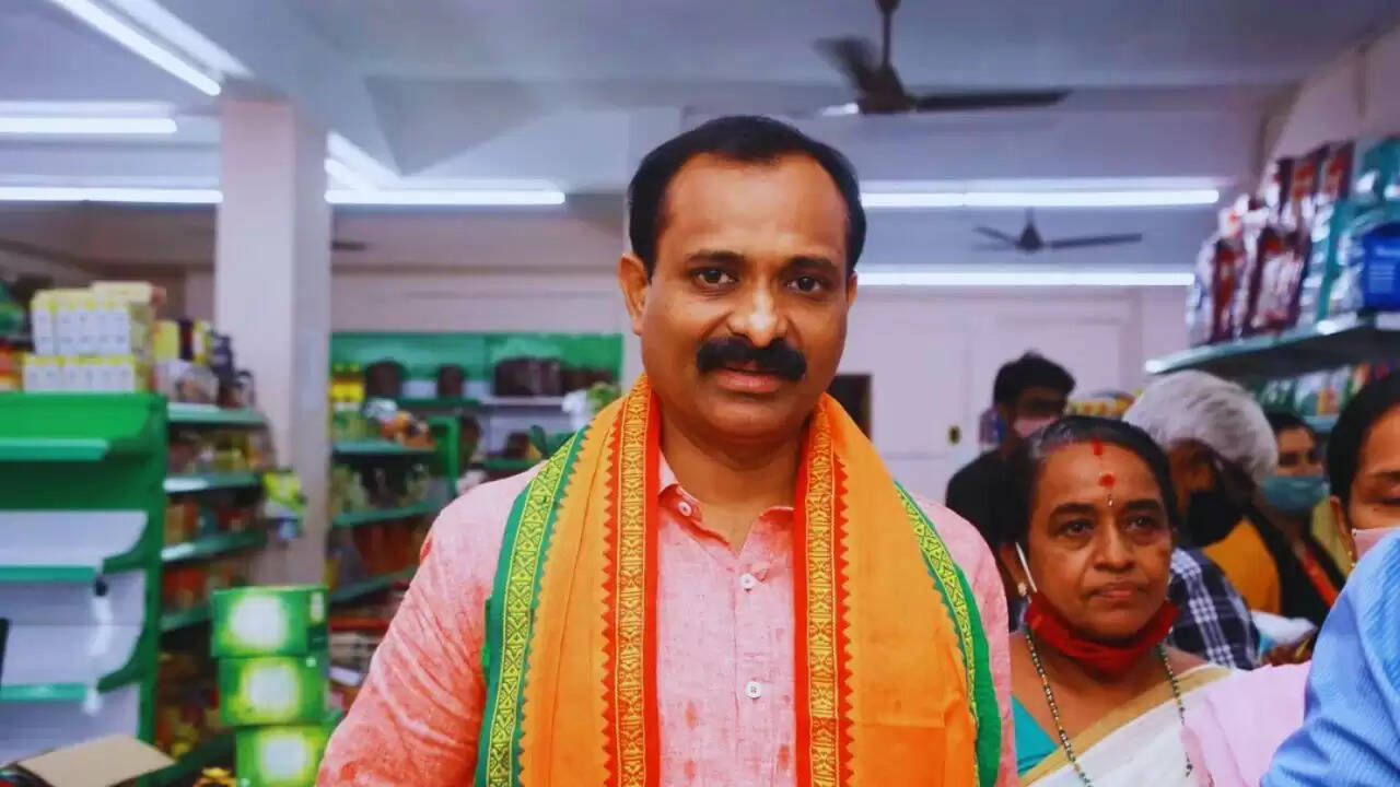 क्या केरल की राजनीति में भाजपा की मेयर जीत ने बदल दी तस्वीर? जानें वी.वी. राजेश की कहानी