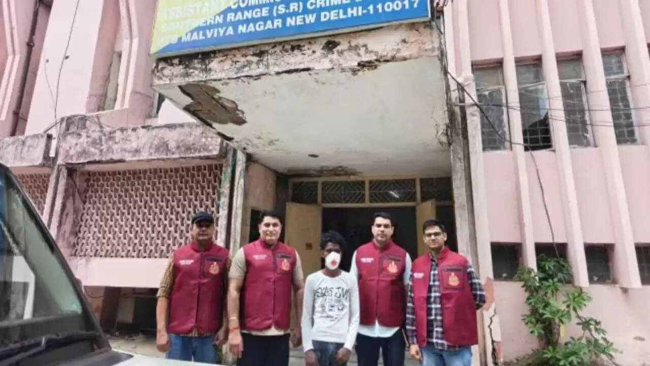 दिल्ली में ठक-ठक गैंग का सदस्य गिरफ्तार, पुलिस ने किया खुलासा