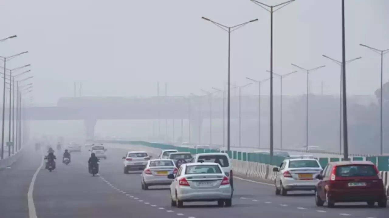 दिल्ली में वायु गुणवत्ता संकट: CAQM ने लागू किया GRAP Stage-III