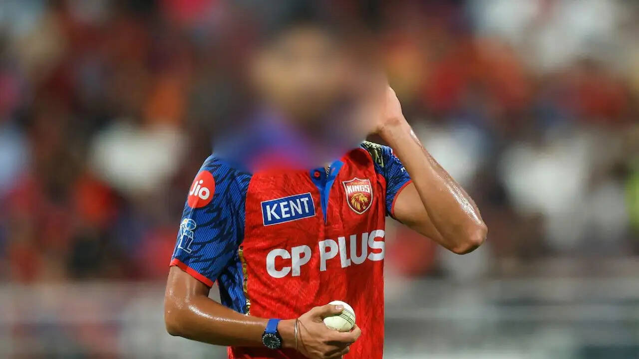 IPL 2026 में विवादों का सिलसिला जारी, अर्शदीप सिंह की व्लॉगिंग पर रोक