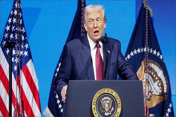 डोनाल्ड ट्रंप ने एच-1बी वीजा पर नरम रुख अपनाया, अमेरिका को विदेशी प्रतिभा की आवश्यकता