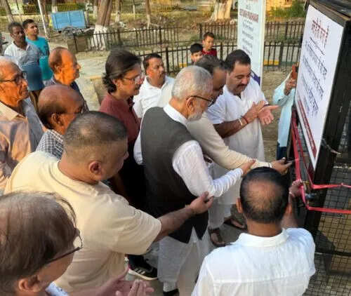 गुलाब पार्क में वाटर कूलर का उद्घाटन: एक नई पहल
