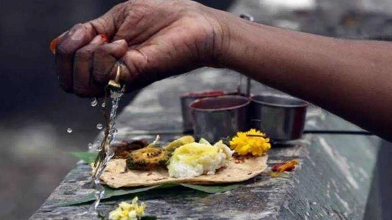 पितृ पक्ष: खरीदारी का शुभ समय और पितरों का आशीर्वाद