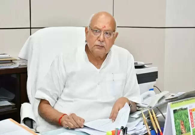 उत्तर प्रदेश में किसानों के लिए उर्वरक की पर्याप्त उपलब्धता सुनिश्चित