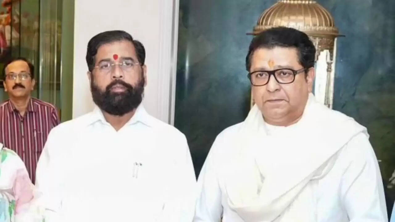 महाराष्ट्र में एमएनएस का शिवसेना को समर्थन, चुनावी समीकरण में बदलाव