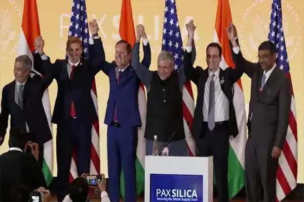 भारत ने पैक्स सिलिका गठबंधन में शामिल होकर तकनीकी क्षेत्र में नई संभावनाएं खोलीं