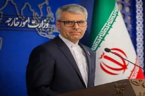 ईरान ने अमेरिका के साथ वार्ता के बीच कड़ा रुख अपनाया