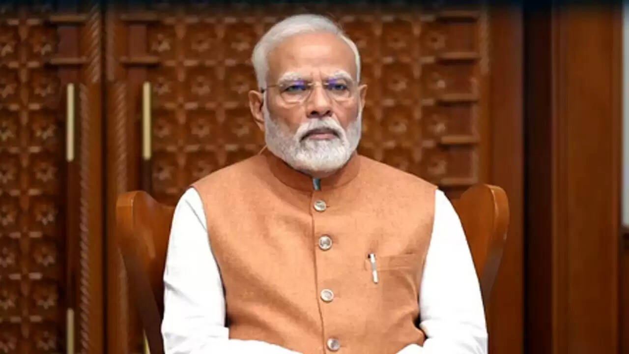 प्रधानमंत्री मोदी का मणिपुर दौरा: विकास परियोजनाओं का उद्घाटन