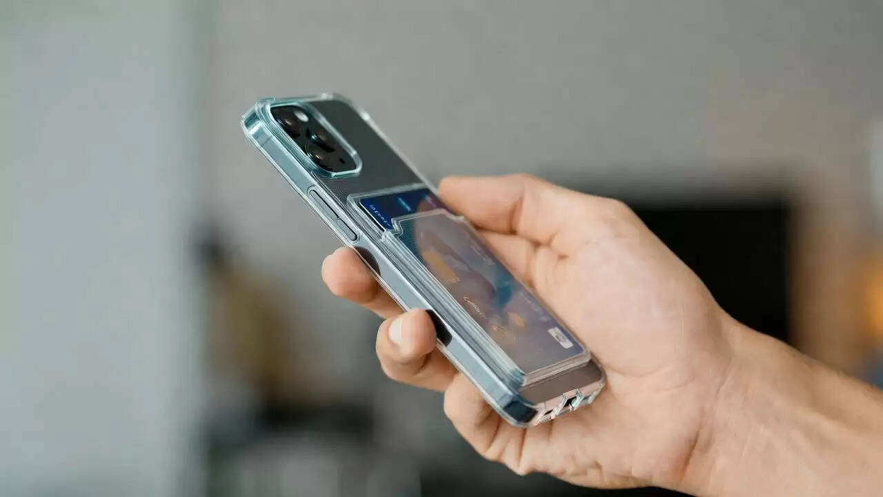 स्मार्टफोन ओवरहीटिंग से बचने के उपाय और नुकसान