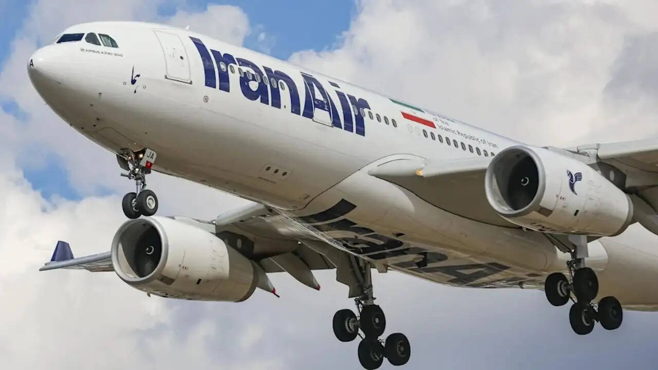 ईरान ने हवाई क्षेत्र आंशिक रूप से खोला, लेकिन सुरक्षा चिंताएं बरकरार