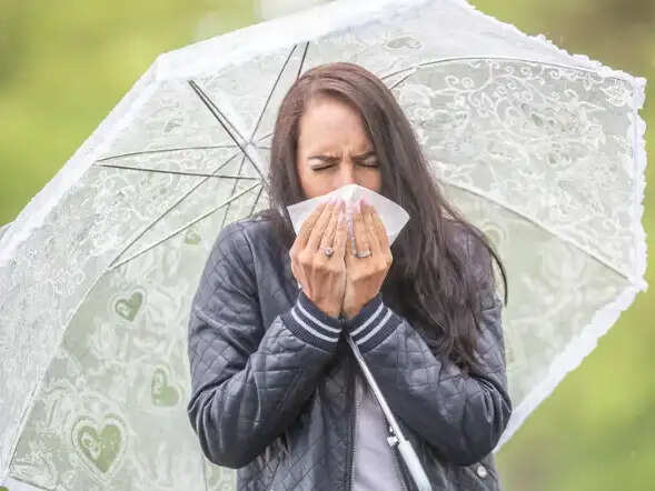 मानसून में स्वास्थ्य बनाए रखने के लिए आवश्यक सुझाव
