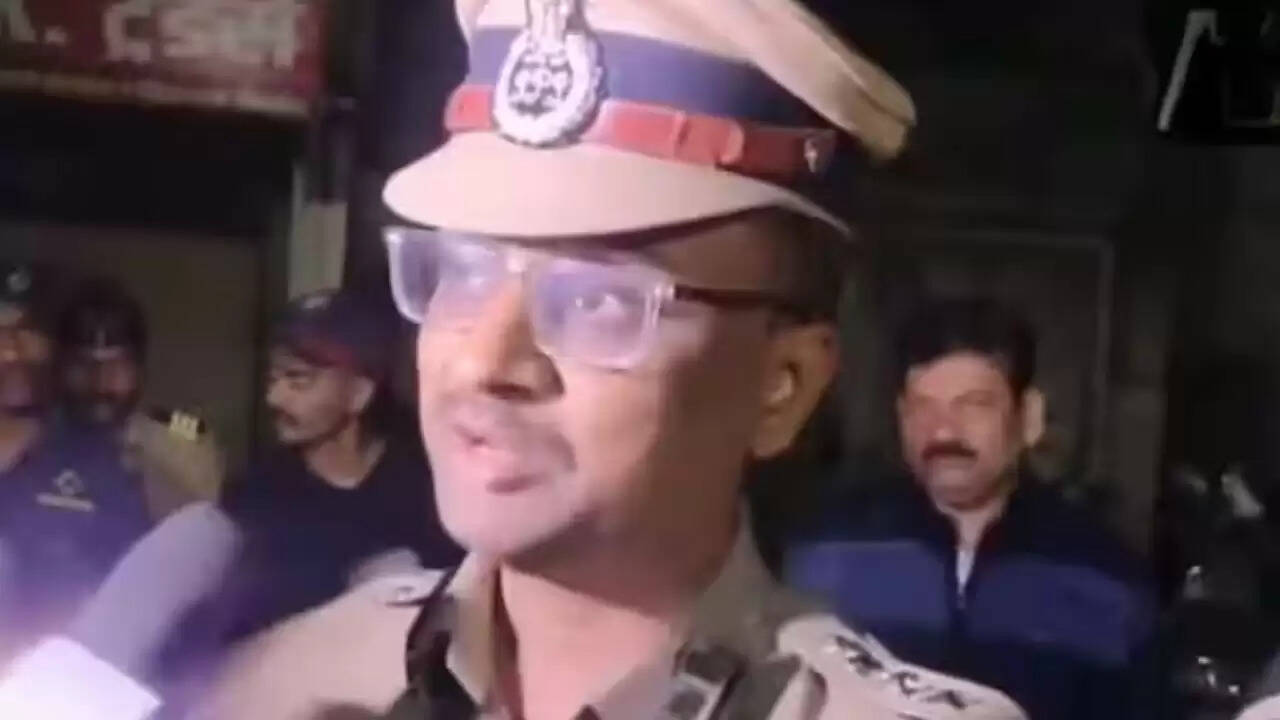 कोल्हापुर में हिंसक झड़प: दो गुटों के बीच विवाद ने लिया गंभीर मोड़