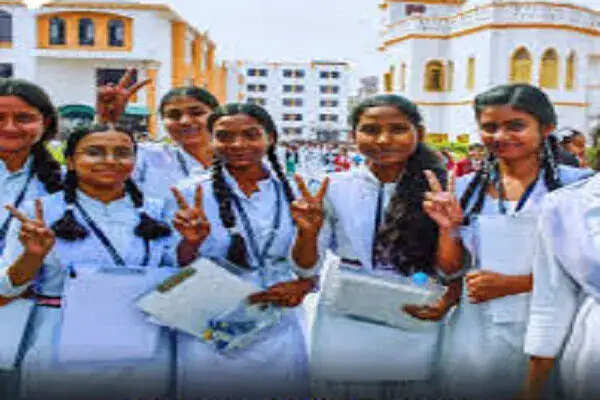 हरियाणा बोर्ड 12वीं के परिणाम: छात्राओं ने फिर से छात्रों को पछाड़ा