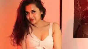 तेजस्वी प्रकाश ने मुंबई में खरीदा नया घर, जानें कीमत और खासियतें